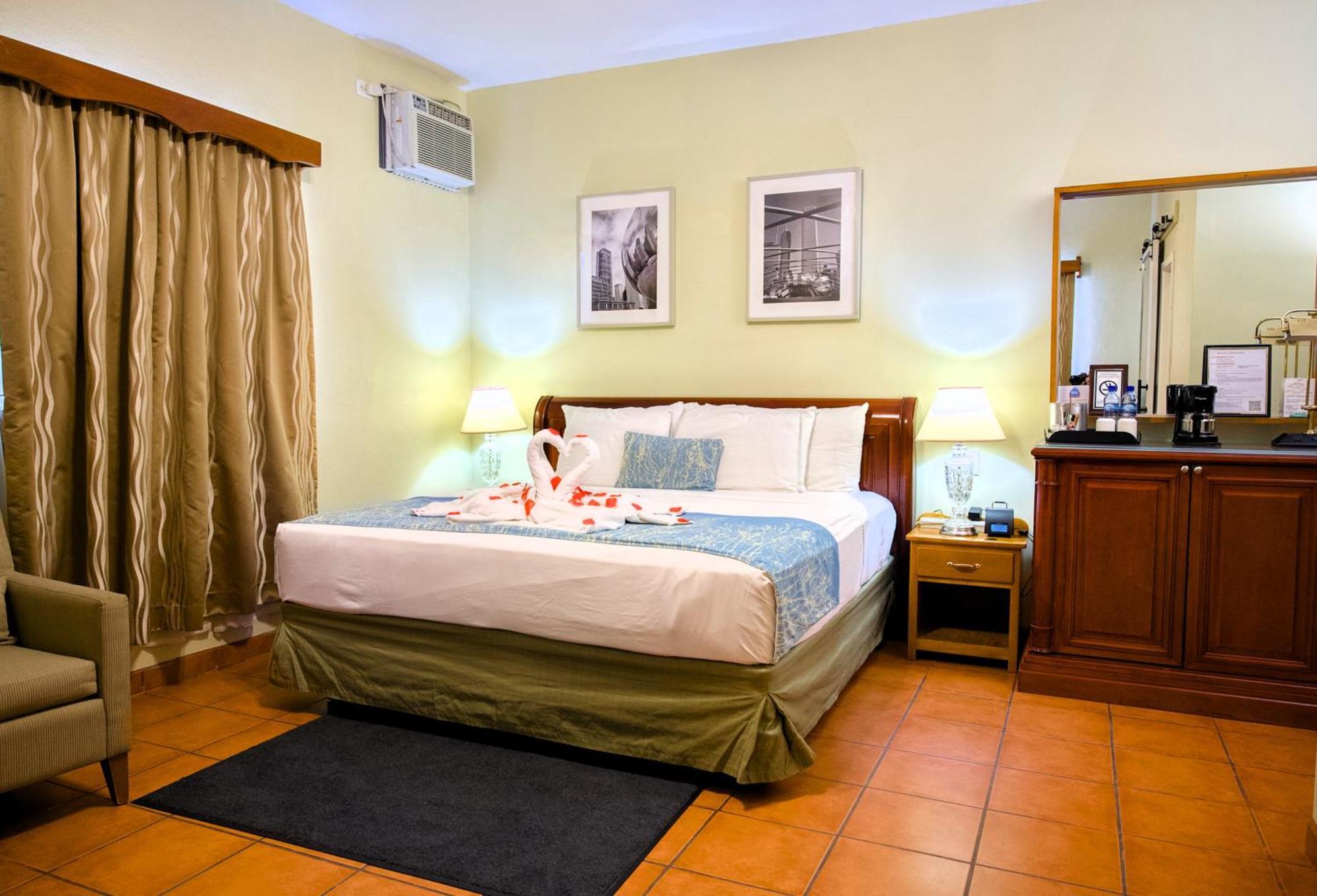 Rolson Hotel ซานอิกนาซิโอ ภายนอก รูปภาพ