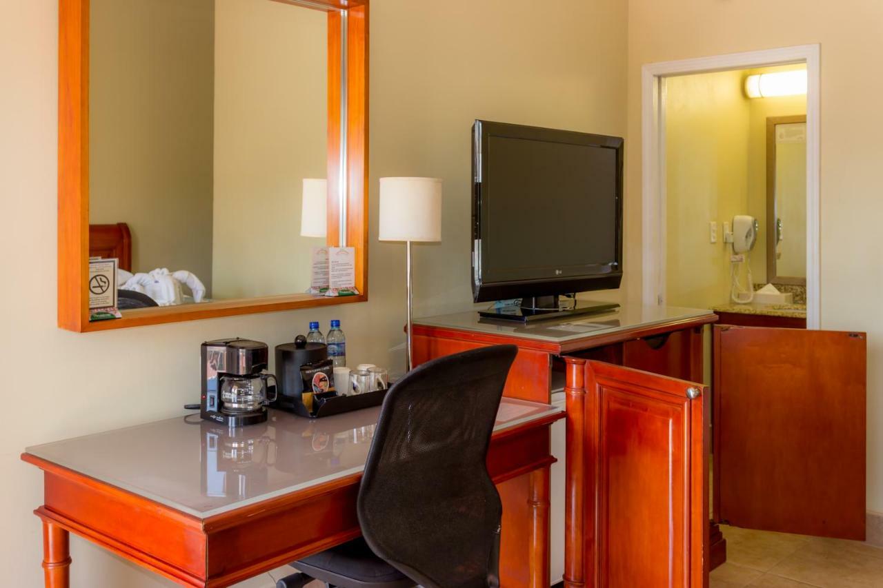Rolson Hotel ซานอิกนาซิโอ ภายนอก รูปภาพ